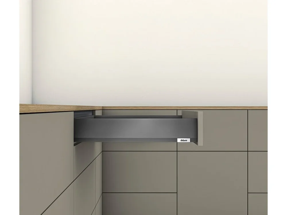 Akce Merivobox 40kg šedá orion M550 mm Blumotion/TOB